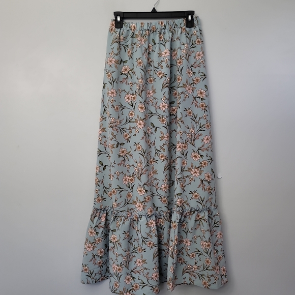 love & peace collection Dresses & Skirts - Love & Piece,Disty Floral  One Tiered  Skirt